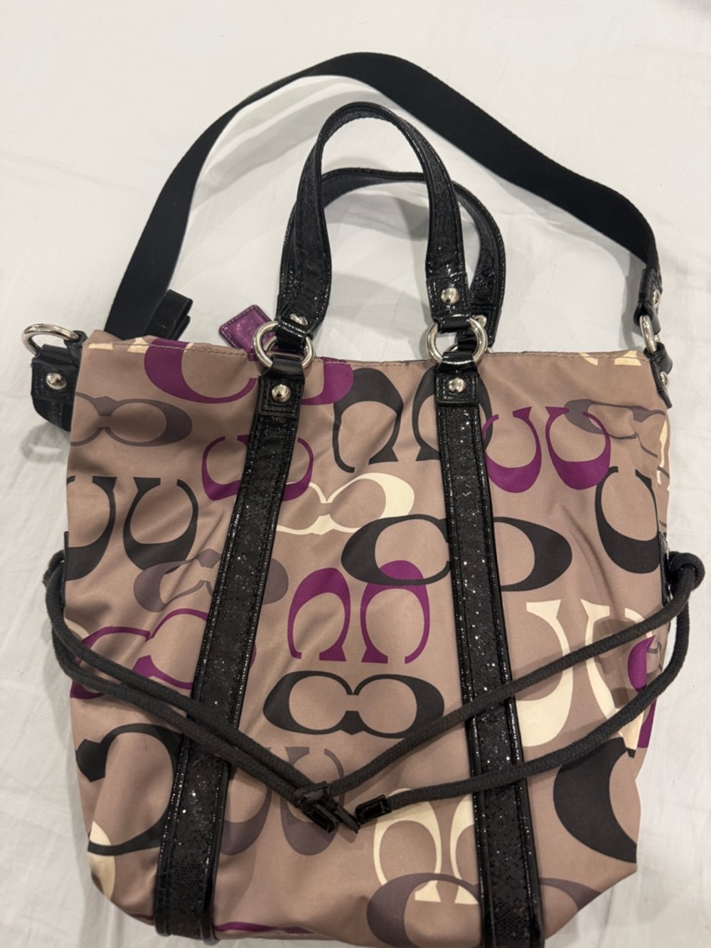 Authentic Coach F22962 Daisy Optic Print Pocket Tote Poppy w/Art C Logo - Picture 3 of 6